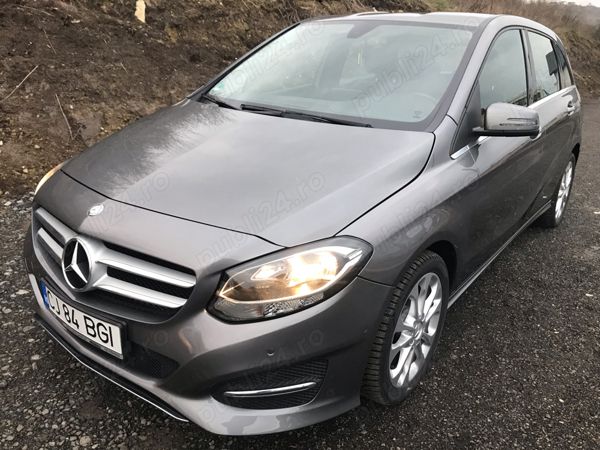 Utilizat 2015 Mercedes A180 Hatchback | 13.000 EUR (Preț bun) - Imagine 1/4