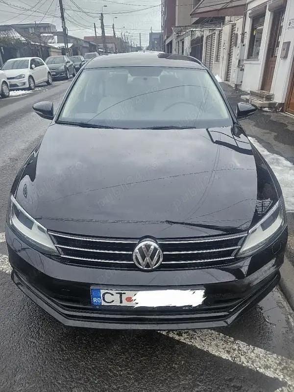 Second-hand VW Jetta Comfortline 105 CP (77 kW) 2016 Berlinǎ