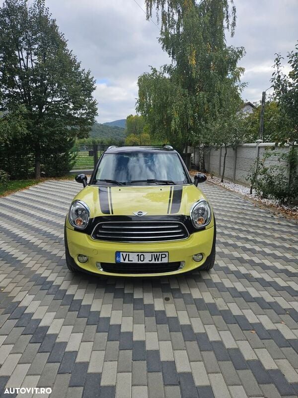 Galbeuriu Utilizat 2012 Mini Cooper D Countryman SUV | 6.500 EUR - Imagine 1/4