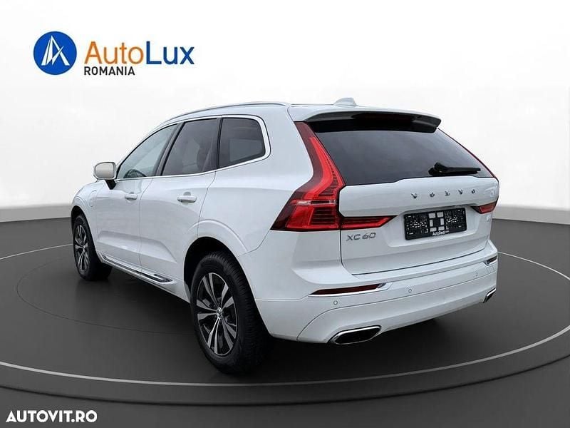 Second-hand Volvo XC60 Inscription 340 CP (250 kW) 2021 Culoarealb SUV