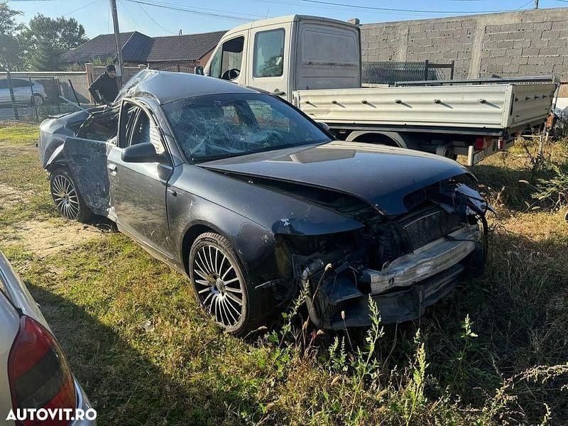 Culoarealte culori Utilizat 2005 Audi A6 Berlinǎ | 1.100 EUR (Super Preț) - Imagine 1/4