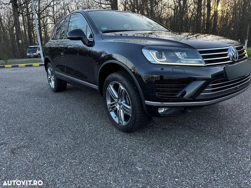 Second-hand VW Touareg 262 CP (192 kW) 2016 Culoarenegru SUV