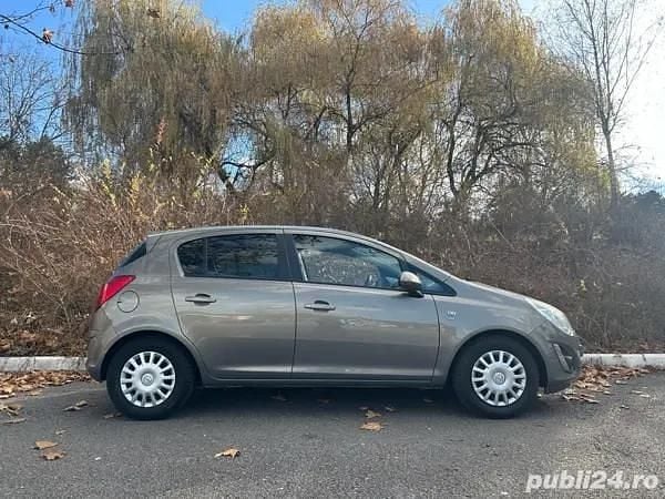 Maro Utilizat 2011 Opel Corsa Hatchback | 4.999 EUR (Preț OK) - Imagine 1/4