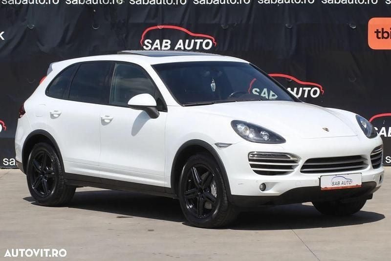 Alb Utilizat 2014 Porsche Cayenne Platinum Edition SUV | 21.999 EUR (Super Preț) - Imagine 1/4