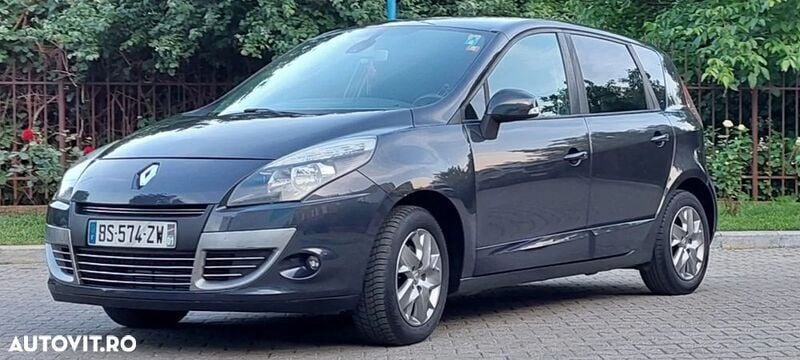 Gri Utilizat 2012 Renault Scénic III Monovolum | 2.750 EUR (Super Preț) - Imagine 1/4
