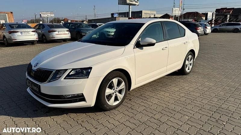 Culoarealb Utilizat 2018 Skoda Octavia Berlinǎ | 12.300 EUR (Preț OK) - Imagine 1/4