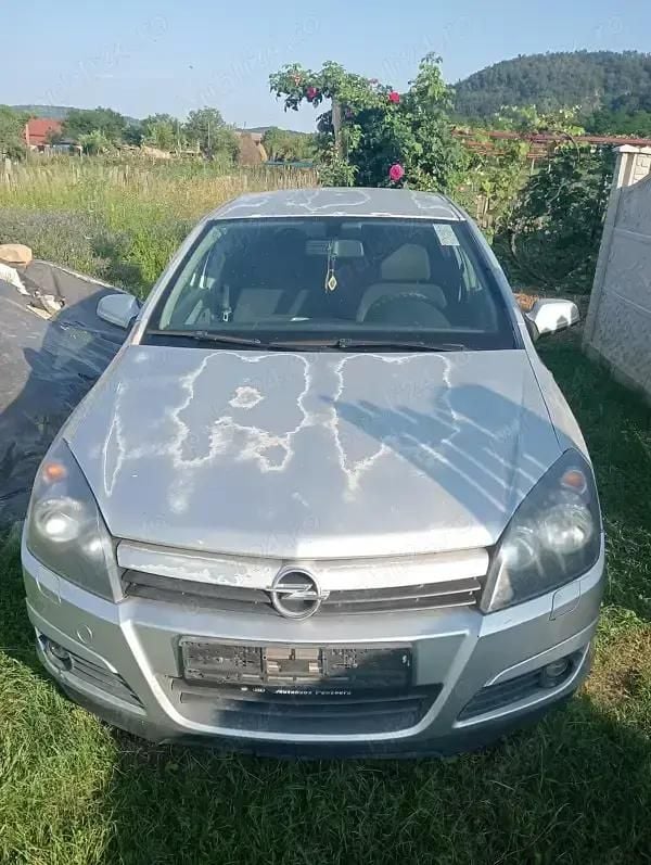 Utilizat 2005 Opel Astra Hatchback | 600 EUR (Super Preț) - Imagine 1/4