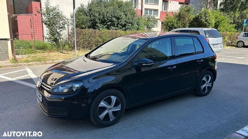 Negru Utilizat 2011 VW Golf VI Comfortline Hatchback | 5.000 EUR (Preț OK) - Imagine 1/4