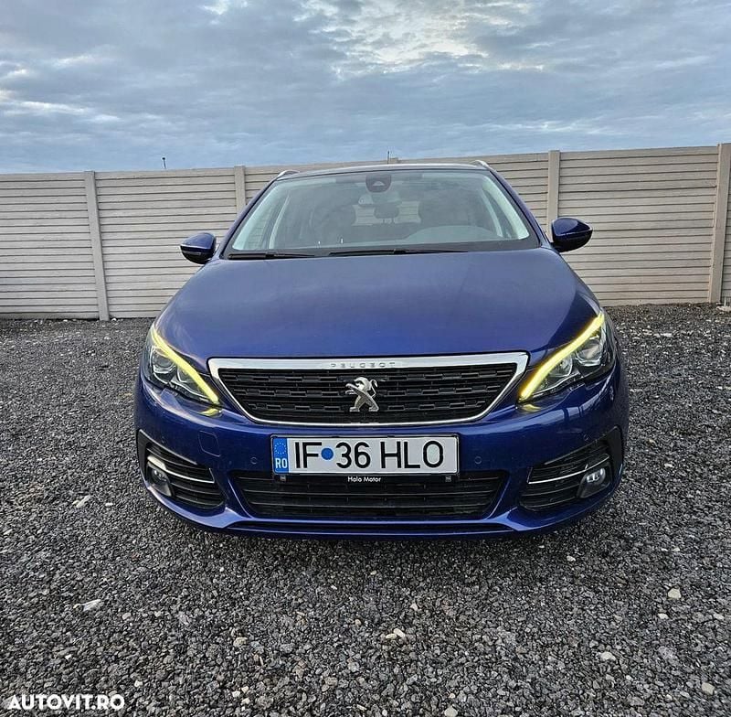 Second-hand Peugeot 308 Business-Line 120 CP (88 kW) 2017 Culoarealbastru Break