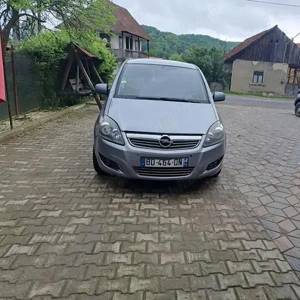 Utilizat 2011 Opel Movano Van | 2.200 EUR - Imagine 1/4