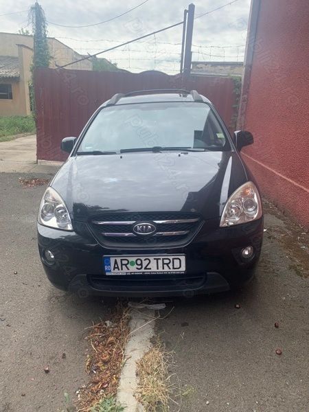 Utilizat 2008 Kia Carens Monovolum | 3.000 EUR - Imagine 1/4