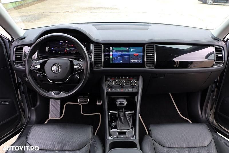 Second-hand Skoda Kodiaq LAURIN & KLEMENT 200 CP (147 kW) 2022 Culoareargint SUV