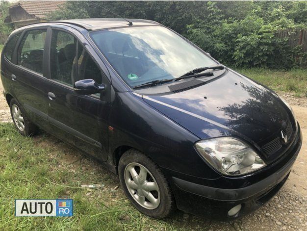 Albastru Utilizat 2001 Renault Scénic Monovolum | 1.600 EUR - Imagine 1/4