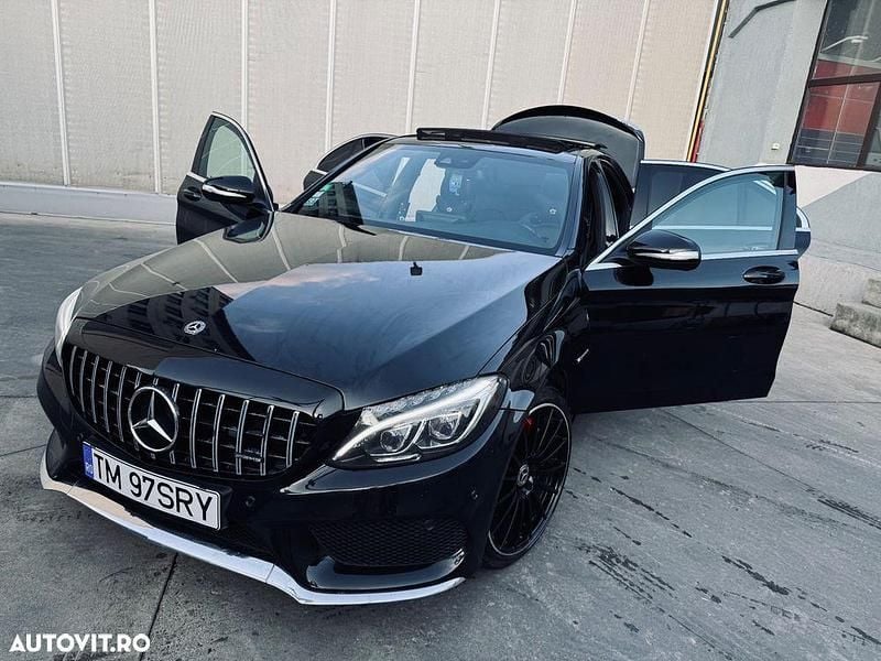 Negru Utilizat 2015 Mercedes C250 Hatchback | 21.500 EUR - Imagine 1/4