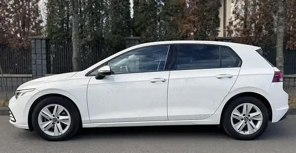 Second-hand VW Golf VIII 150 CP (110 kW) 2020 Alb Hatchback