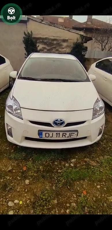 Second-hand Toyota Prius 75 CP (55 kW) 2011 Hatchback