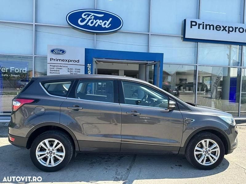 Culoaregri Utilizat 2018 Ford Kuga Titanium SUV | 11.495 EUR (Preț OK) - Imagine 1/4