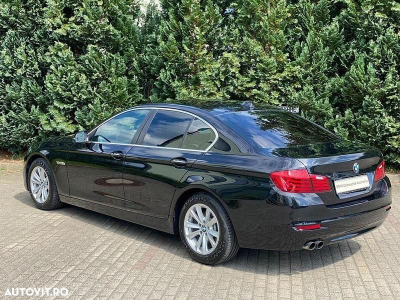 Second-hand BMW 525 218 CP (160 kW) 2014 Culoarenegru Berlinǎ