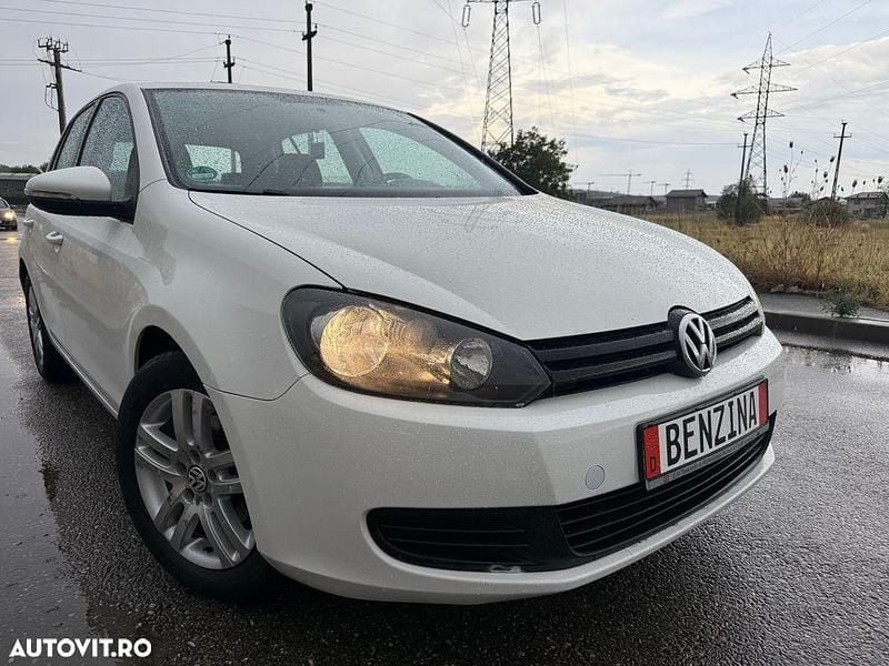 Culoarealb Utilizat 2010 VW Golf VI Comfortline Hatchback | 4.990 EUR (Preț OK) - Imagine 1/4