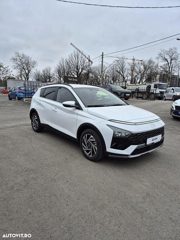 Culoarealb Nouă 2024 Hyundai Bayon SUV | 18.498 EUR - Imagine 1/4