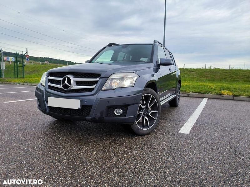 Albastru Utilizat 2008 Mercedes GLK320 SUV | 8.550 EUR (Scump) - Imagine 1/4