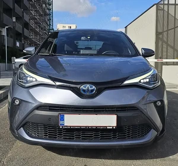 Gri Utilizat 2022 Toyota C-HR SUV | 21.499 EUR (Preț bun) - Imagine 1/4