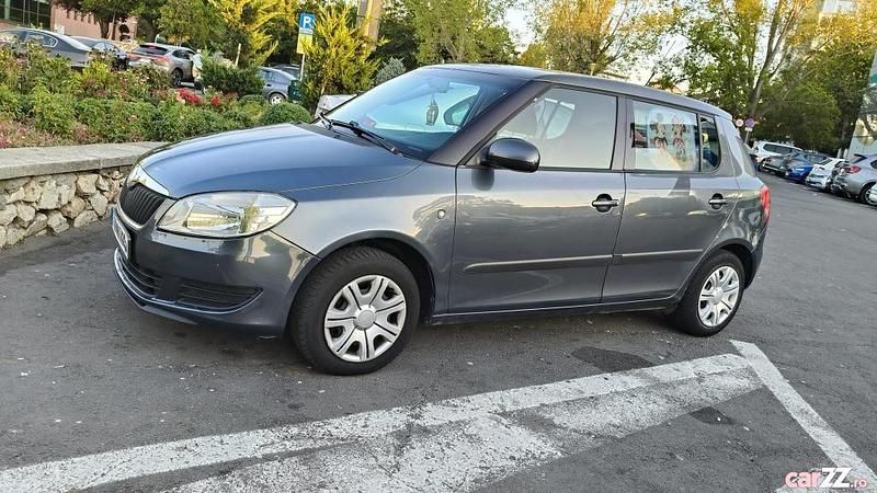 Utilizat 2011 Skoda Fabia Hatchback | 3.000 EUR (Preț OK) - Imagine 1/4