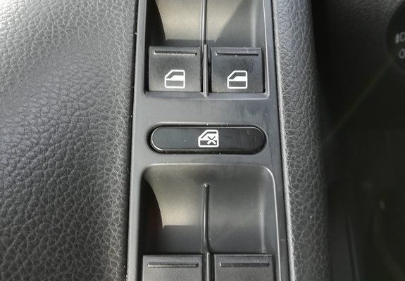 Second-hand VW Tiguan 140 CP (102 kW) 2009 Gri SUV