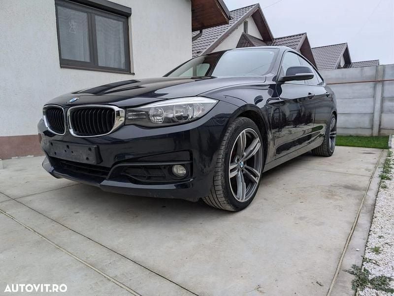 Second-hand BMW 320 Gran Turismo Sport Line 184 CP (135 kW) 2014 Culoarealbastru Coupe