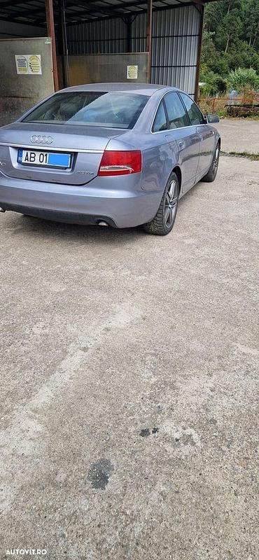 Second-hand Audi A6 140 CP (102 kW) 2006 Culoaregri Berlinǎ