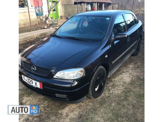 Second-hand Opel Astra 90 CP (66 kW) 1999 Negru Hatchback