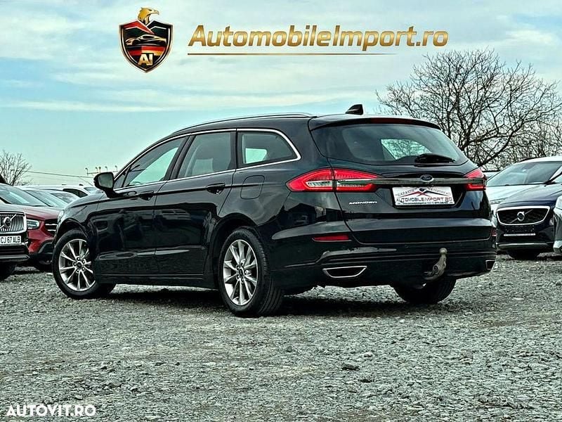 Second-hand Ford Mondeo Titanium 190 CP (139 kW) 2019 Culoarenegru Break