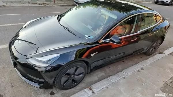 Utilizat 2019 Tesla Model 3 Long Range AWD Berlinǎ | 19.900 EUR (Puțin scump) - Imagine 1/4