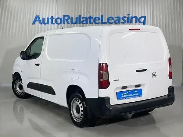 Second-hand Opel Combo 102 CP (75 kW) 2020 Monovolum