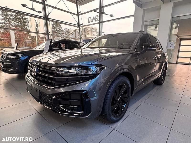 Culoaregri Nouă 2025 VW Touareg R-line SUV | 77.799 EUR (Puțin scump) - Imagine 1/4