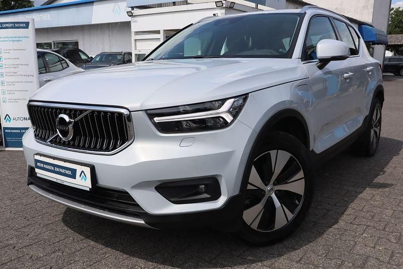 Utilizat 2022 Volvo XC40 Plus SUV | 32.759 EUR (Preț OK) - Imagine 1/1