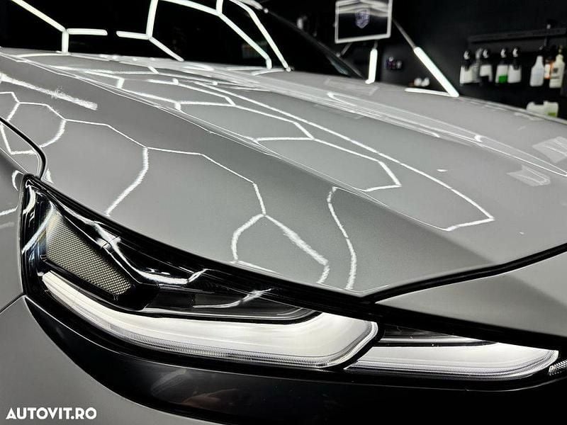 Second-hand Hyundai Santa Fe 200 CP (147 kW) 2019 Culoarealb SUV