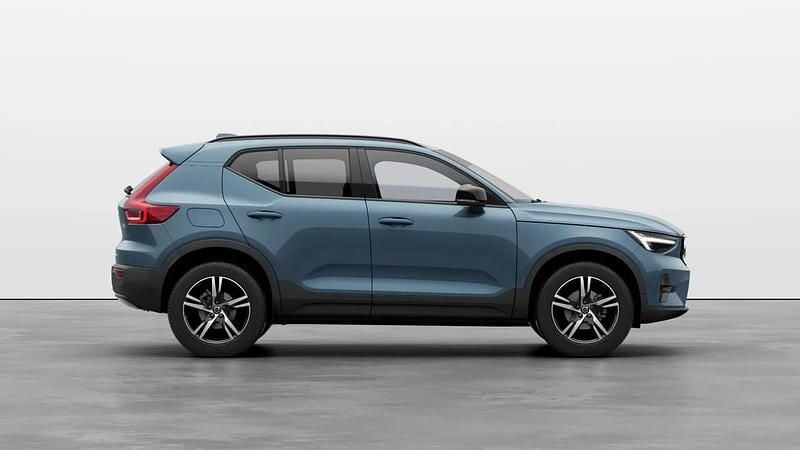 ["fjord blue"] Utilizat 2024 Volvo XC40 Plus SUV | 46.778 EUR - Imagine 1/4