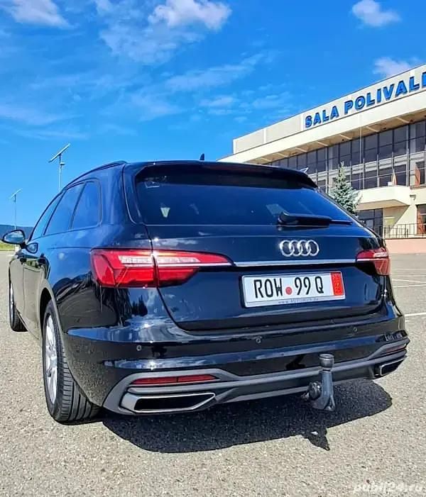 Negru Utilizat 2022 Audi A4 Break | 19.580 EUR (Preț bun) - Imagine 1/4
