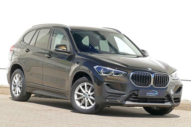 Utilizat 2020 BMW X1 Advantage SUV | 27.744 EUR - Imagine 1/1