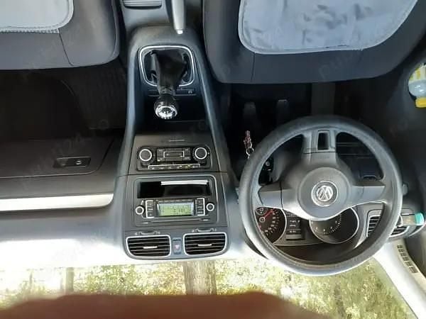 Utilizat 2009 VW Golf VI Hatchback | 4.400 EUR (Preț OK) - Imagine 1/4