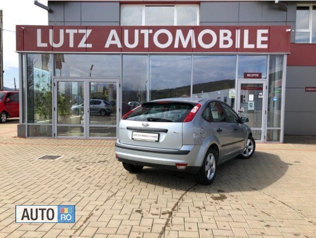 Second-hand Ford Focus 109 CP (80 kW) 2005 Gri Hatchback