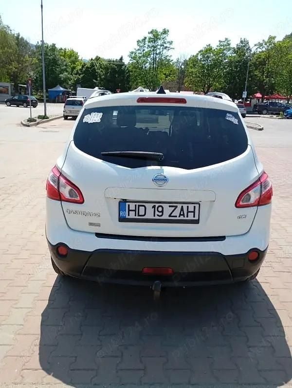 Second-hand Nissan Qashqai +2 110 CP (80 kW) 2012 Alb SUV