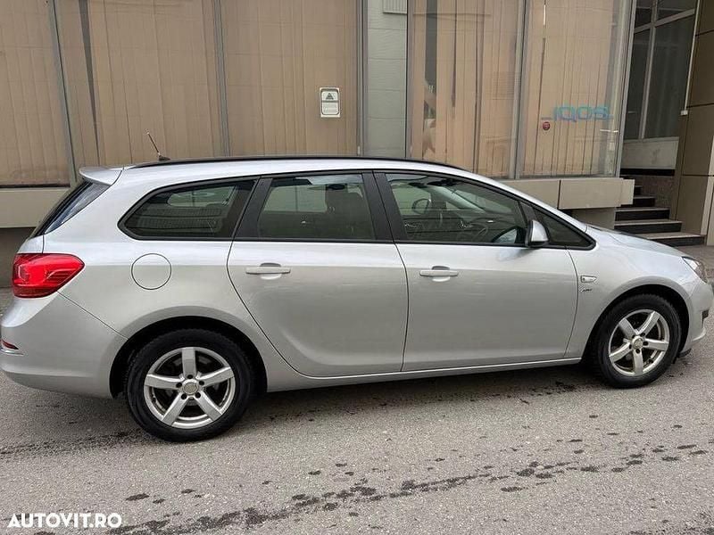 Second-hand Opel Astra Edition 110 CP (80 kW) 2014 Culoaregri Break