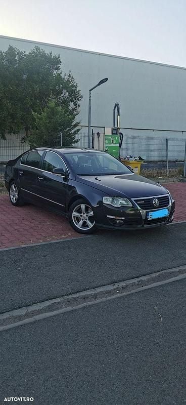 Maro Utilizat 2009 VW Passat Comfortline Berlinǎ | 3.950 EUR (Preț OK) - Imagine 1/4