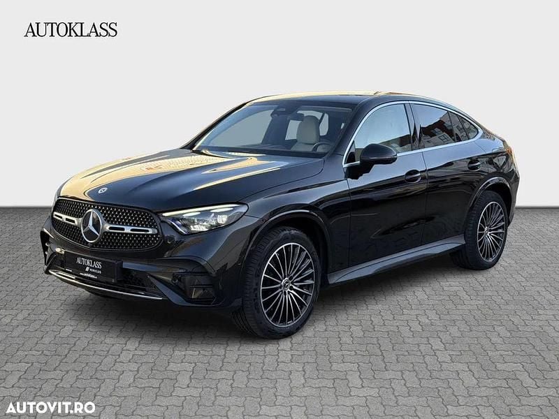 Second-hand Mercedes GLC300 AMG line 313 CP (230 kW) 2024 Culoarenegru Coupe
