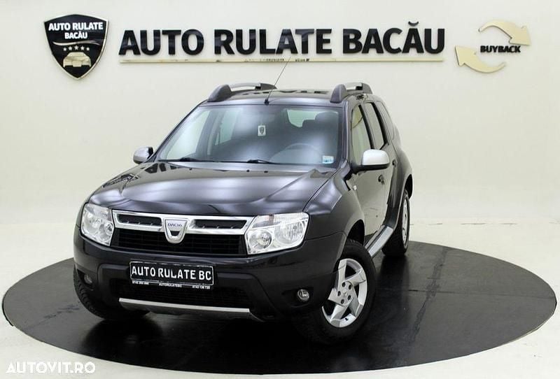 Negru Utilizat 2011 Dacia Duster SUV | 6.750 EUR (Preț OK) - Imagine 1/4