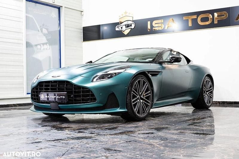 Second-hand Aston Martin DB12 671 CP (493 kW) 2024 Culoareverde Coupe
