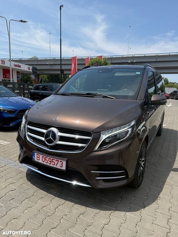 Maro Utilizat 2019 Mercedes V250 Exclusive Monovolum | 41.500 EUR (Preț OK) - Imagine 1/4