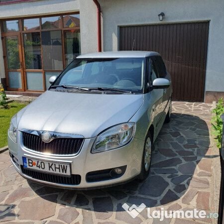 Utilizat 2010 Skoda Fabia Hatchback | 2.700 EUR - Imagine 1/4